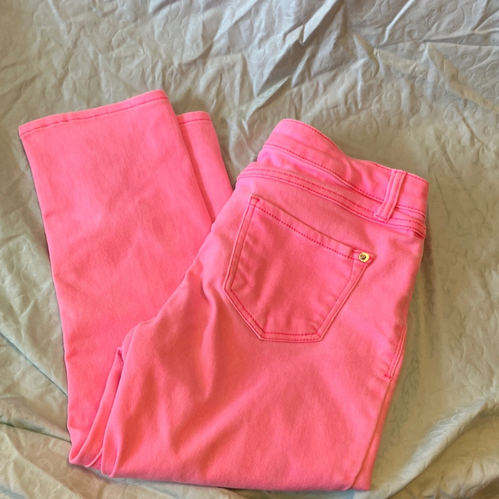 No Boundaries Vibrant Pink Women's Capris